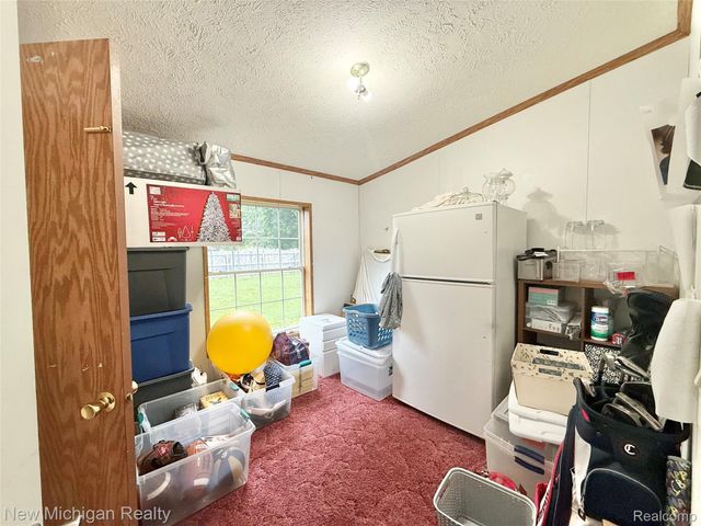 2245 Webber Avenue, Burton, MI 48529