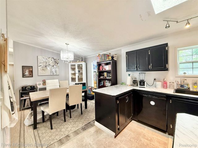 2245 Webber Avenue, Burton, MI 48529