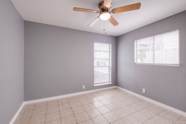 5318 Costa Mesa, San Antonio, TX 78228