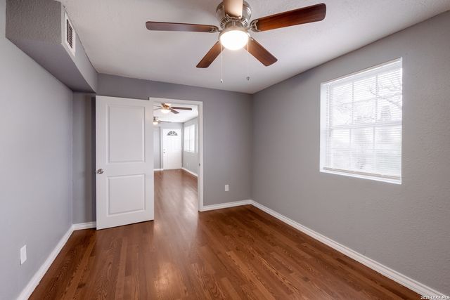 5318 Costa Mesa, San Antonio, TX 78228