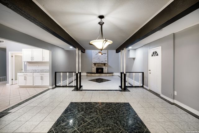 5318 Costa Mesa, San Antonio, TX 78228