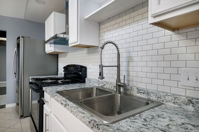 5318 Costa Mesa, San Antonio, TX 78228