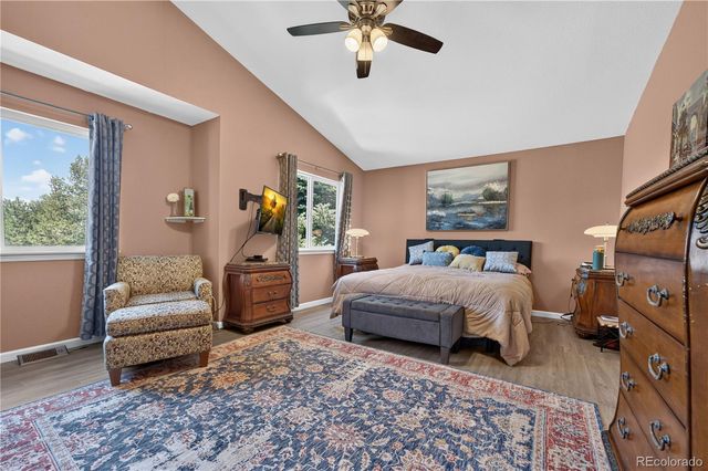 3401 Larkspur Drive, Longmont, CO 80503