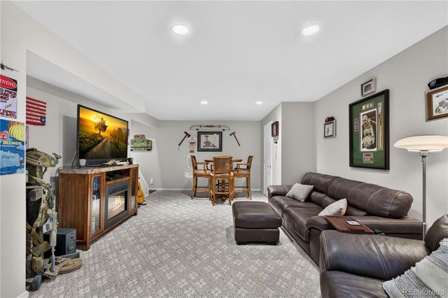 3401 Larkspur Drive, Longmont, CO 80503