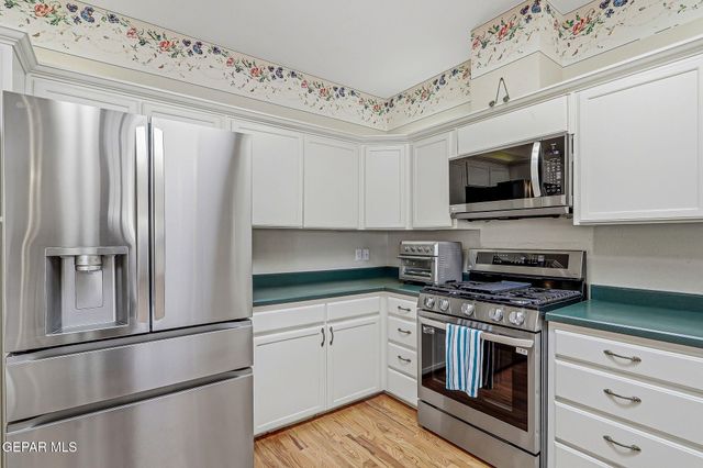 7016 DESERT CANYON Drive, El Paso, TX 79912
