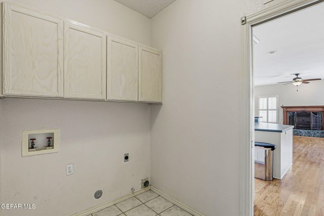 7016 DESERT CANYON Drive, El Paso, TX 79912