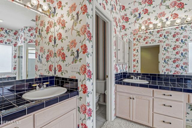 7016 DESERT CANYON Drive, El Paso, TX 79912