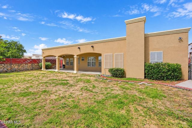 7016 DESERT CANYON Drive, El Paso, TX 79912