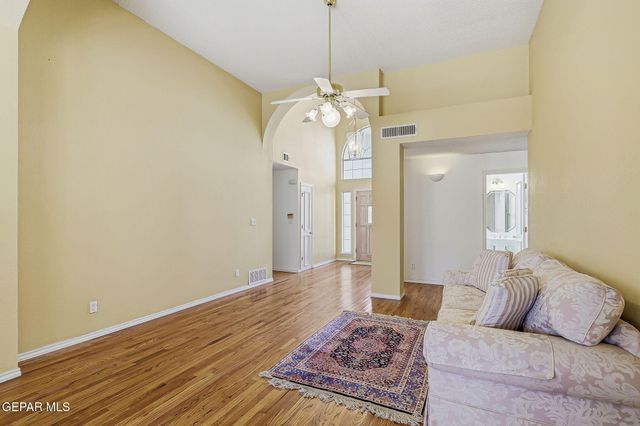 7016 DESERT CANYON Drive, El Paso, TX 79912