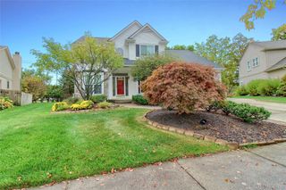 1189 Colt Drive, South Lyon, MI 48178