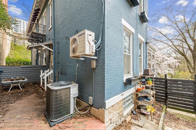 2106 Kemper Lane, Cincinnati, OH 45206