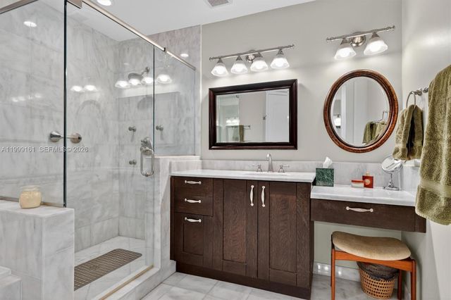 650 Valencia Ave 302, Coral Gables, FL 33134