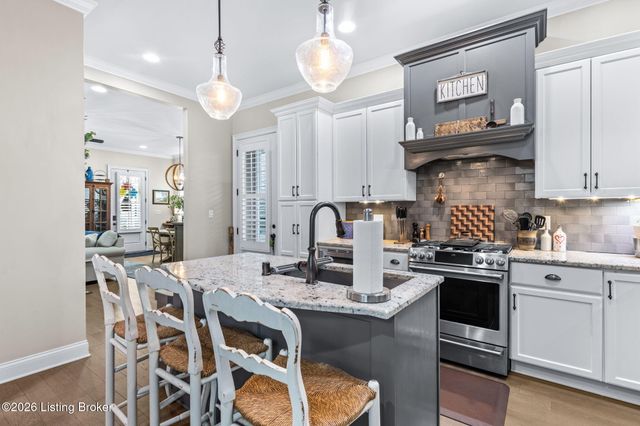 6334 Mistflower Cir, Prospect, KY 40059