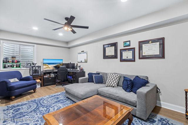 6334 Mistflower Cir, Prospect, KY 40059