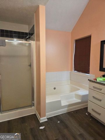 4054 Manorside Court SW, Snellville, GA 30039