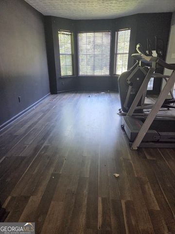 4054 Manorside Court SW, Snellville, GA 30039