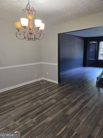 4054 Manorside Court SW, Snellville, GA 30039