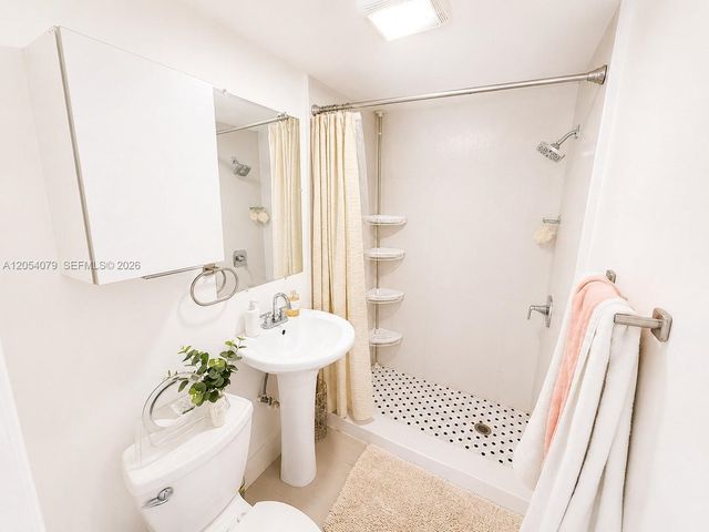 260 NW 132nd Avenue 1, Miami, FL 33182