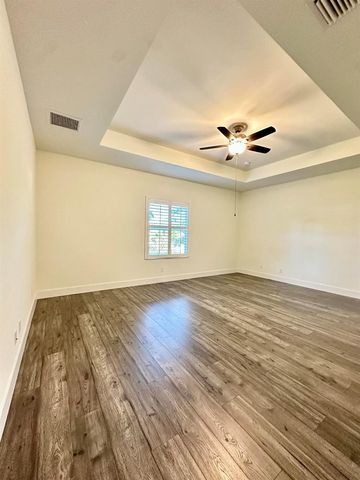 1159 SW Edinburgh Drive, Port St. Lucie, FL 34953