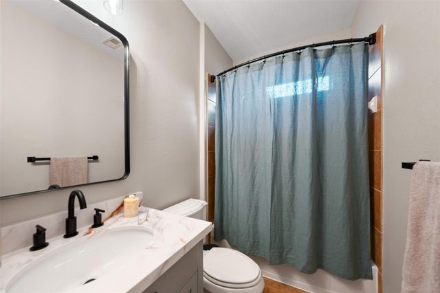 16710 Okachobee Drive, Houston, TX 77044