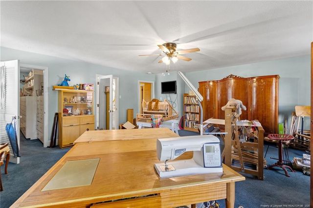 3302 N Rowland Avenue, Lumberton, NC 28358