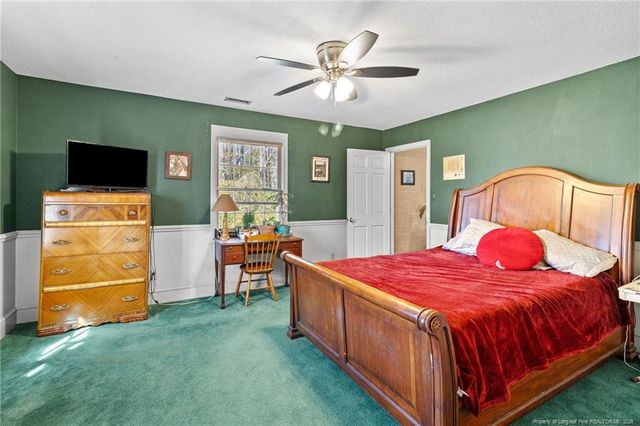 3302 N Rowland Avenue, Lumberton, NC 28358