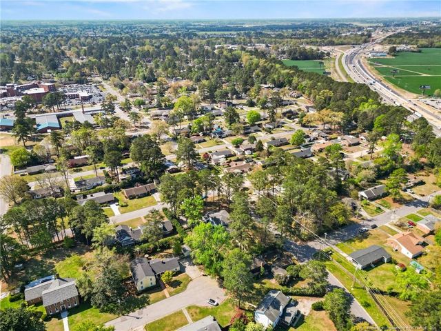 3302 N Rowland Avenue, Lumberton, NC 28358