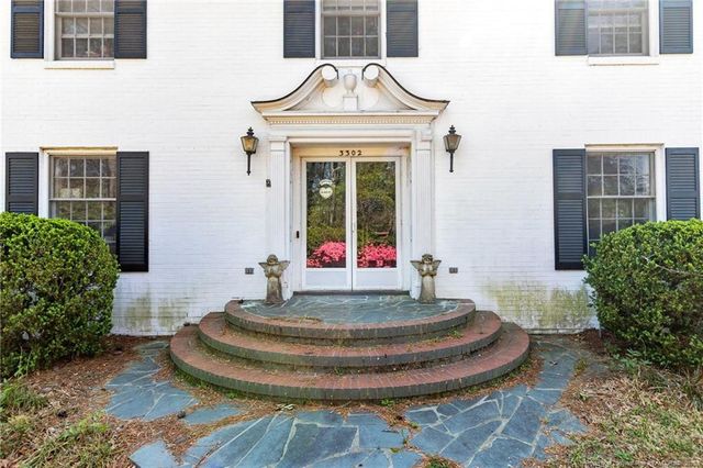 3302 N Rowland Avenue, Lumberton, NC 28358