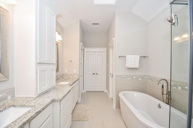 5611 Petty Street A, Houston, TX 77007