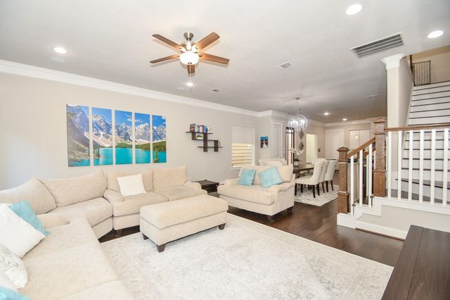 5611 Petty Street A, Houston, TX 77007