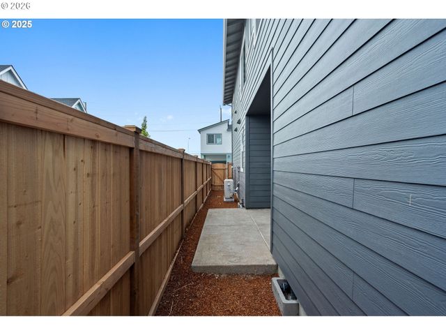 3610 Se 86th Ave, Hillsboro, OR 97123