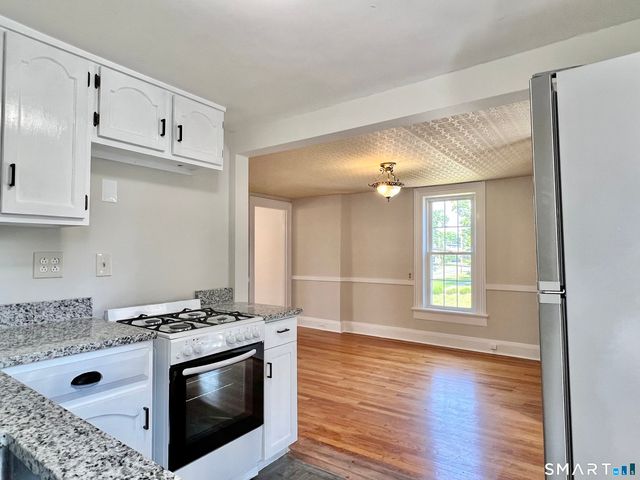 1596 Main Street 2nd floor, Stratford, CT 06615