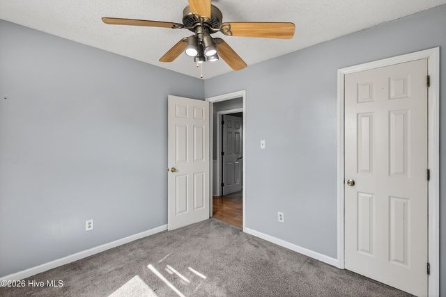 111 Little Lake Circle, New Bern, NC 28560