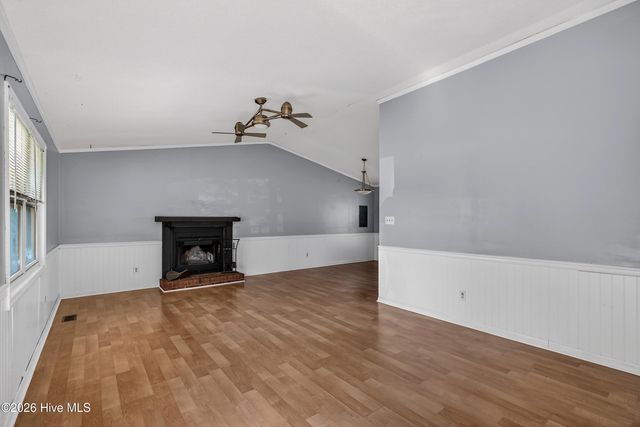 111 Little Lake Circle, New Bern, NC 28560