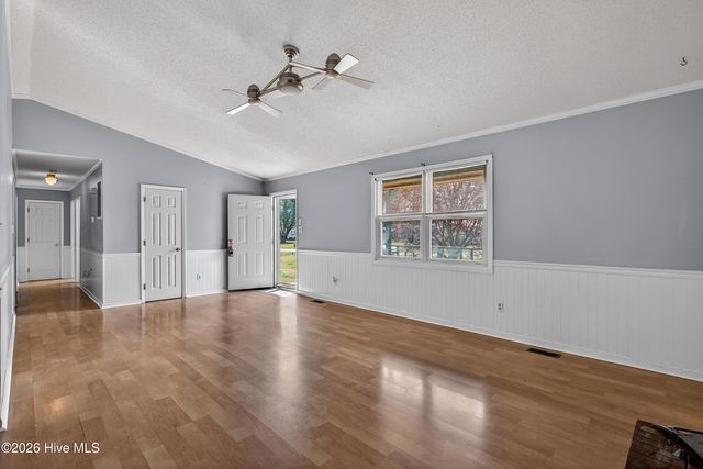 111 Little Lake Circle, New Bern, NC 28560