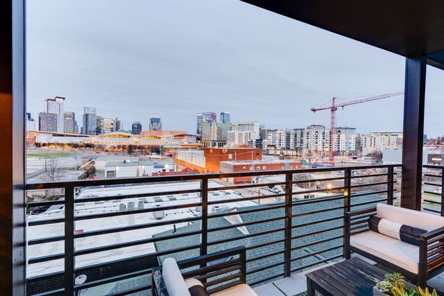 635 7th Ave S Apt 406, Nashville, TN 37203
