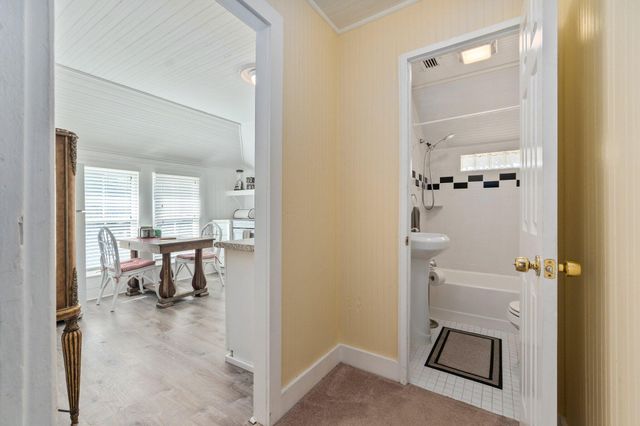 518 N 2nd Street, Fort Pierce, FL 34950