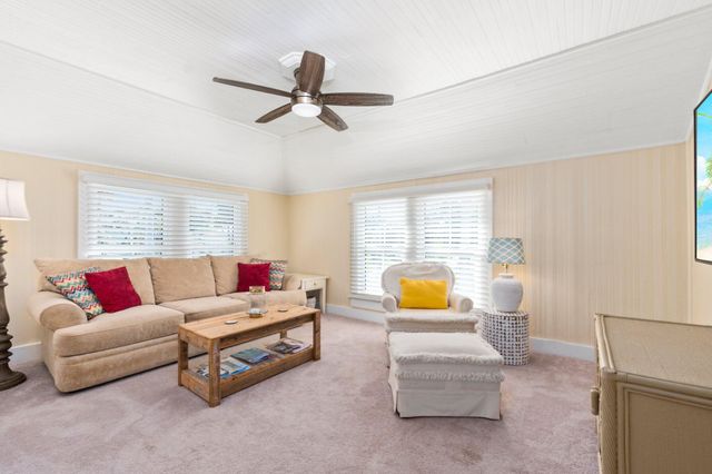 518 N 2nd Street, Fort Pierce, FL 34950