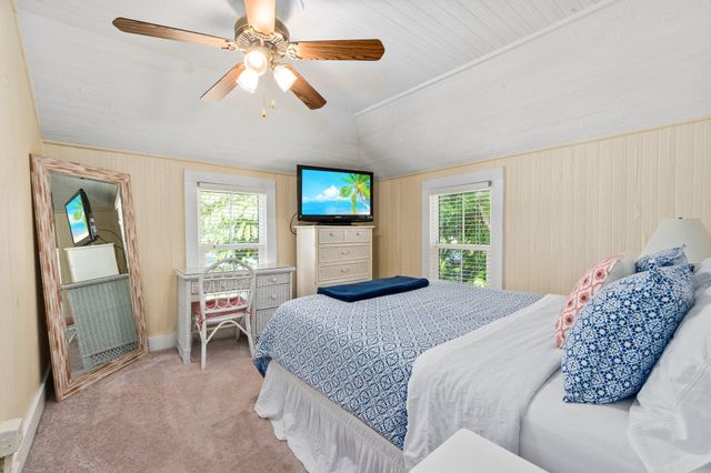 518 N 2nd Street, Fort Pierce, FL 34950