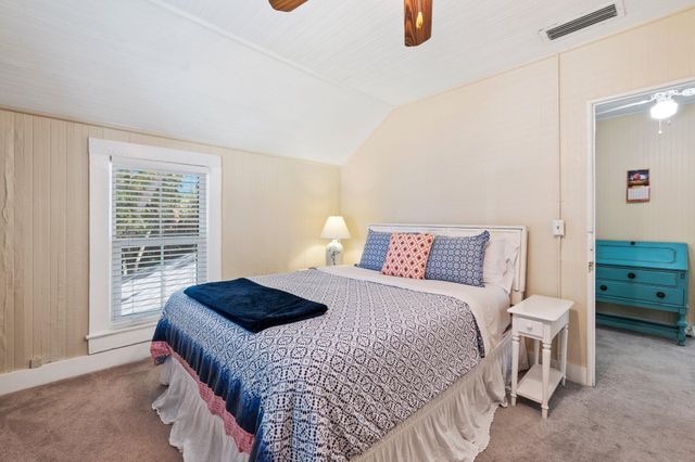 518 N 2nd Street, Fort Pierce, FL 34950