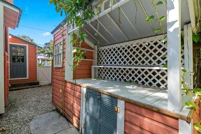 518 N 2nd Street, Fort Pierce, FL 34950