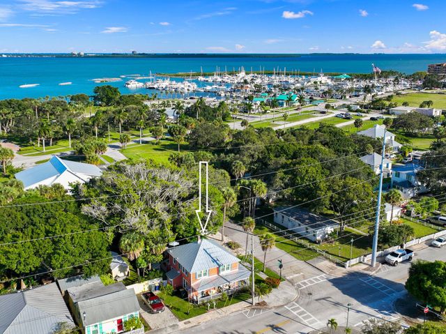 518 N 2nd Street, Fort Pierce, FL 34950