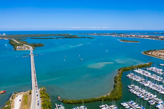 518 N 2nd Street, Fort Pierce, FL 34950