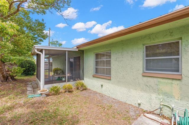 616 HERITAGE LANE B, Largo, FL 33770