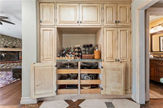 34037 Agua Dulce Canyon Road, Agua Dulce, CA 91390