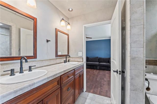 34037 Agua Dulce Canyon Road, Agua Dulce, CA 91390