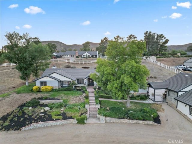 34037 Agua Dulce Canyon Road, Agua Dulce, CA 91390