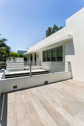 7700 SW 53rd Court, Miami, FL 33143