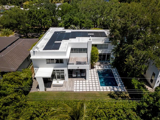 7700 SW 53rd Court, Miami, FL 33143