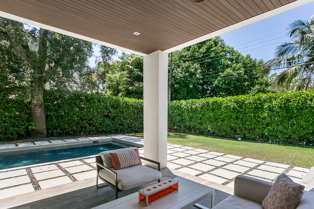 7700 SW 53rd Court, Miami, FL 33143